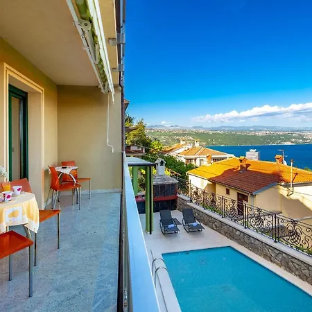 Lux Apartmani Opatija Exterior photo