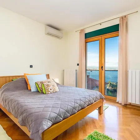 Lux Apartmani Opatija Exterior photo
